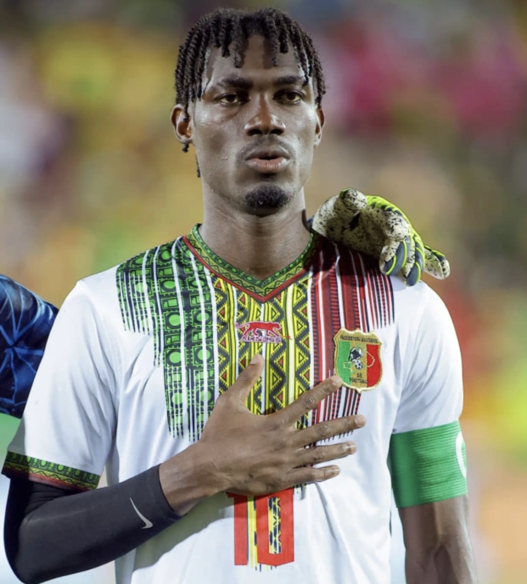​​​​AIGLES DU MALI : YVES PREND LE POUVOIR